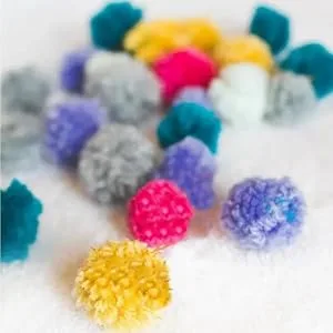 4 Sizes Pompom Pom-pom Maker for Fluff Ball Weaver Needle Craft DIY Wool Knitting Craft Tool Set Decoration by Knewmart - 0105