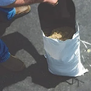 Sandbag Chute for One Man Sandbag Filling Operation - Remove sandbag chute