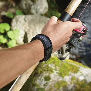 PARA'KITO Mosquito Repellent Bundle - 1 Roll-on | 1 Wristband | 1 Clip (Roll-on + Blue + Camo) Roll-on /Blue/Camo - insect repellent wearable diffusion area protection natural wristband personal protection
