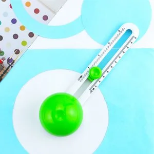 YETOOME Circular Paper Cutter, Rotary Circle Cutter Cut Paper Trimmer Scrapbooking Tool with 3 Replaceable Blades for Art and DIY Crafts, Cards Making (Green) - Circle Cutter
