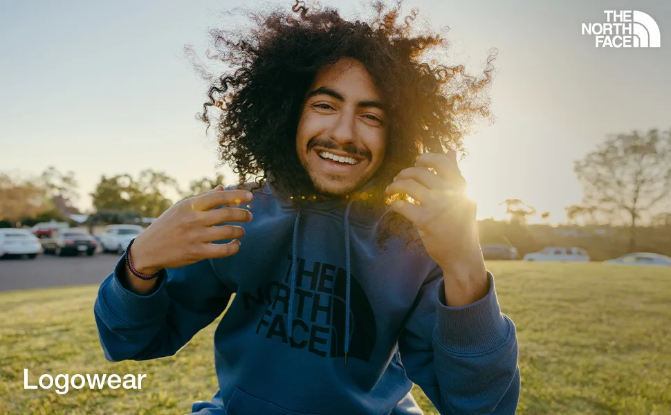 THE NORTH FACE Men's Box NSE Pullover Hoodie Large Shady Blue/Tnf Black - Logowear tops that will always be in style. Only from The North Face.