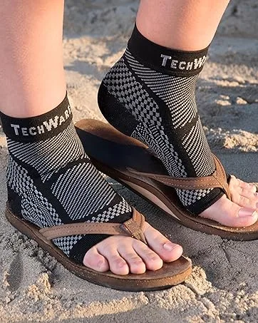 TechWare Pro Plantar Fasciitis Socks - Ankle Compression Socks for Women & Men. Achilles Tendonitis Brace & Foot Arch Support Large Black / Gray - ankle sleeve