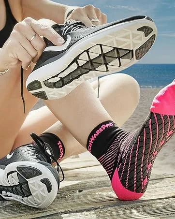 TechWare Pro Plantar Fasciitis Socks - Ankle Compression Socks for Women & Men. Achilles Tendonitis Brace & Foot Arch Support Large Black / Gray - Therapy Cushion Ankle Compression Socks