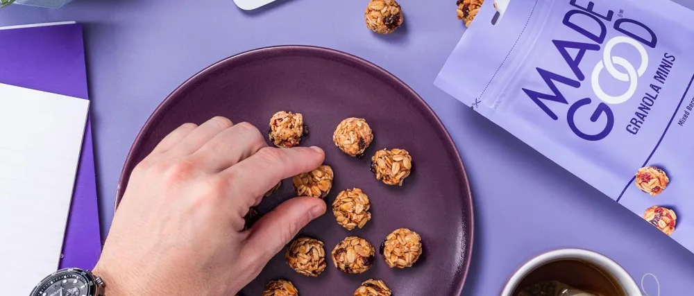 MadeGood Chocolate Chip Granola Minis 28pk - Granola Minis
