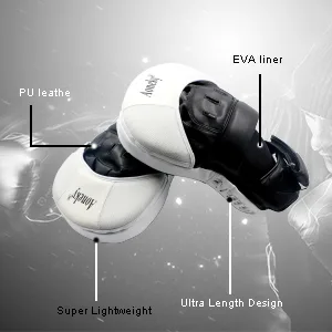 Aoneky PU Leather Curved Punching Mitts - Target Focus Training Hand Pads for Boxing, Karate, MMA, Muay Thai, Kickboxing, Dojo, UFC, Martial Arts, 1 Pair - Punching Mitts