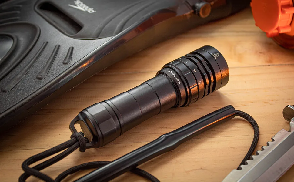 sofirn Dive Light, SD05B 3000 Lumen Super Bright Scuba Diving Flashlight, 100 Meters IPX8 Waterproof Night Underwater Flashlight, Submersible Light for Caving Sea Diving - product information 4