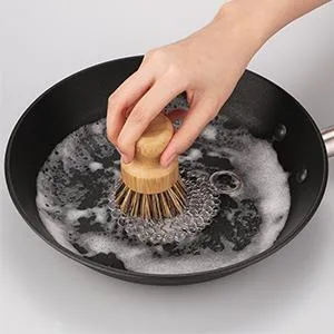 GAINWELL Stainless Steel Chainmail Scrubber Set Cast Iron Cleaner 4in with Wood Scrub Cleaning Brushes - cleaning cast iron pan