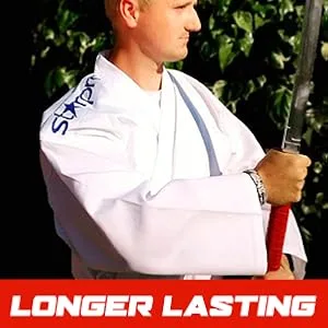 Starpro | Lightweight Karate Gi | Many Sizes | Suitable as Taekwondo Uniform | Karate Uniform, Karate Gi Adult - Karate Trousers & Jacket, Karate Clothes, Karate Gi Lightweight, Karate Uniform, Taekwondo Suit