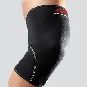 Neoprene Knee Support: McDavid Knee Compression Sleeve - Provided Added Thermal Compression and Support During Exercise for Men & Women - Includes 1 Sleeve (1 unit) Neoprene Closed Patella Medium - product information 4