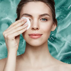 Pond's Cold Cream Cleanser 9.5 oz - gentle for the eye area