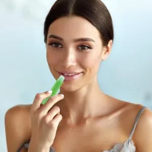  HONMEET Lip Care Balm Lip Balm Moisturizing Essence For Lips Smooth Lip Shards Lip Balm Aloe Lip Balm Lipstick Caring - product information 1
