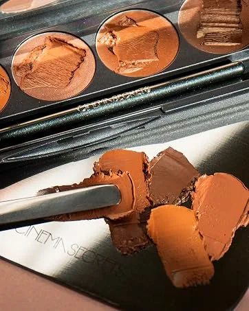 Cinema Secrets Ultimate Foundation .50 Ounce 201-67B - foundation on palette
