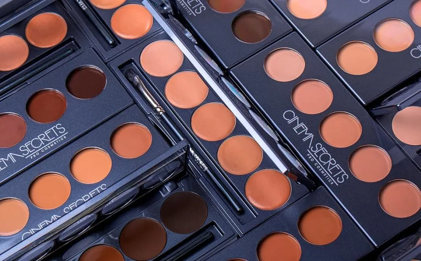 Cinema Secrets Ultimate Foundation .50 Ounce 201-67B - multi palettes