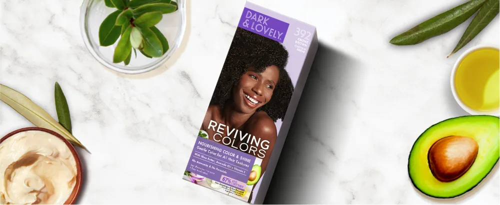 SoftSheen-Carson Dark and Lovely Reviving Colors Nourishing Color & Shine  Radiant Black 391 - brown