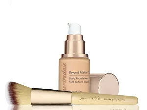 jane iredale Beyond Matte 3-in-1 Liquid Foundation Lightweight  Buildable Coverage with a Semi Matte Finish Vegan  Clean & Cruelty-Free Makeup M5 - beyond matte liquid foundation jane iredale natural vegan makeup long lasting mineral foundation