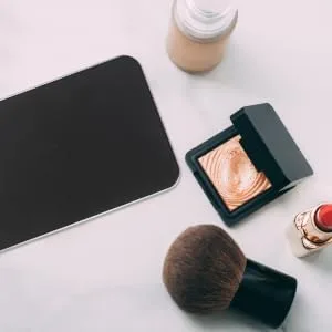  MERRYHAPY MERRYHAPY Compact Eyeshadow Storage Box Travel Makeup Tray Refillable Lipstick Case Under-Blush Box for Artists - product information 5