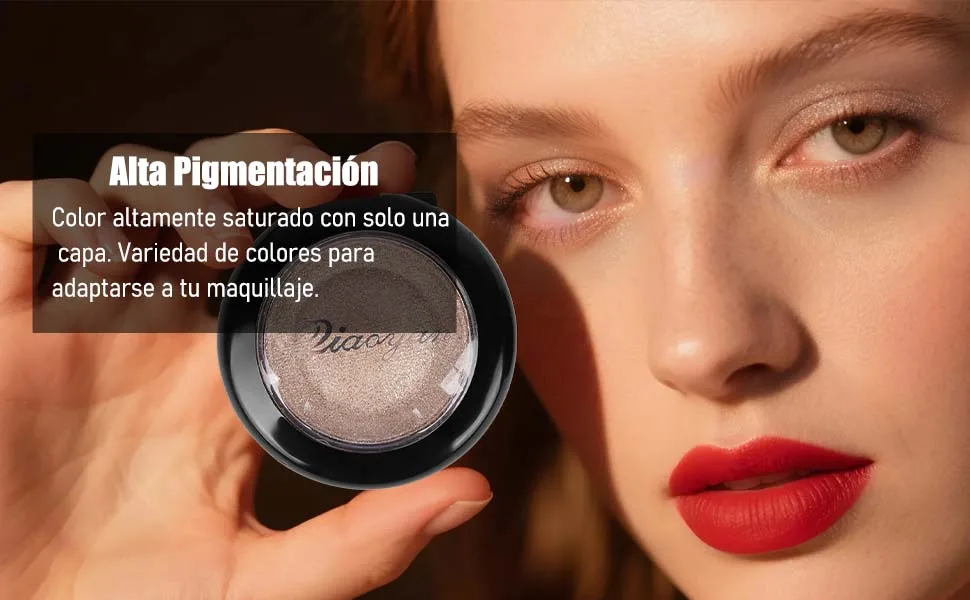  LOPHE LOPHE Eyeshadow Highlighter Glitter Shimmer Eyeshadow Waterproof Long Lasting Highly Pigmented Fine Texture 8 Dark Blue - Photographie rapprochée de produits de beauté montrant une application de maquillage spectaculaire mettant l'accent sur le mascara et le rouge à lèvres sur fond neutre.