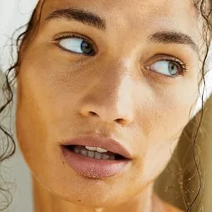 Tata Harper Regenerating Cleanser  Daily Exfoliating Treatment  100% Natural  Made Fresh in Vermont  125 ml - Tata Harper Regenerating Cleanser