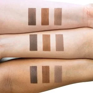theBalm Clean and Green Brow Pow Blonde - Brow Pow Swatch