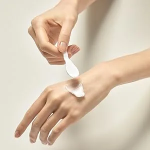 NEEDLY | All-in-one Mild Cleansing Balm | Fermented Camellia Seed Oil | Improved Whitehead - Balm