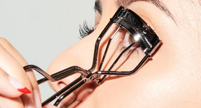 Shiseido Full Lash and Eyebrow Serum - Promotes the Appearance of Longer  Thicker-Looking Lashes & Brows - Eyelash Curler