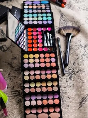 SHANY 'All About That Face' Makeup Kit - All in one Makeup Kit - Eye Shadows  Lip Colors & More. - product information 2