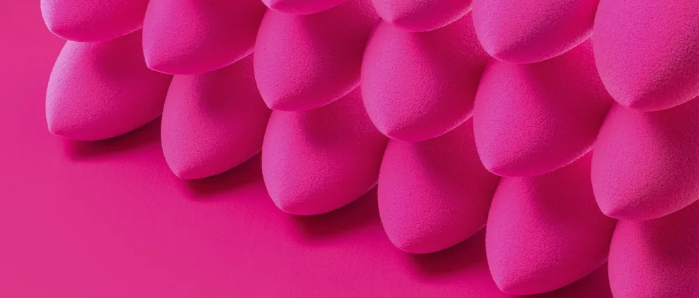 beautyblender liner.designer Eyeliner & Eye Pencil Tool with Magnifying Mirror & Suction Cup - product information 1