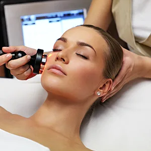 Institut Esthederm - Osmoclean - Gentle Deep Pore Cleanser - Facial cleanser - Reduce Pore Appearance - All Skin Types - facial