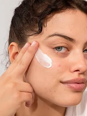 COOLA Clear Skin Oil-Free Moisturizer with SPF 30 Dermatologist Tested Sunscreen with Niacinimide and Centella Asiatica 1.1 Fl Oz - sunscreen for sensitive skin