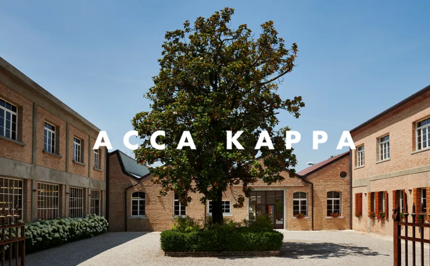 ACCA KAPPA Activated Charcoal Fluoride Free Toothpaste Natural Whitening with Liquorice and Sage - Acca Kappa, made in Italy since 1869
