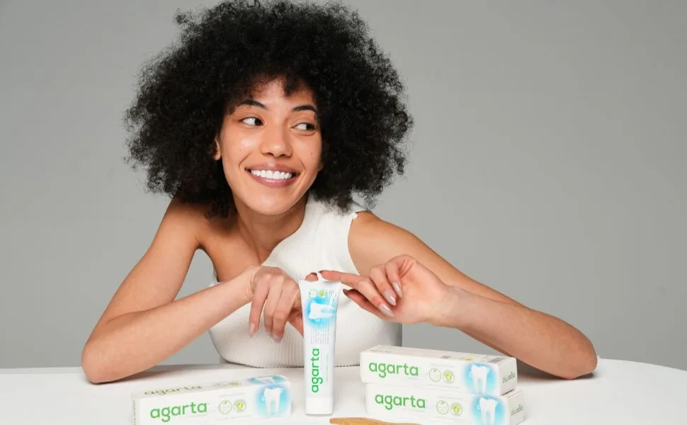 Agarta Natural Herbal Extract Toothpaste 100 ml, SLS, SLES, PARABEN Free, 100% Herbal Formula, Strong WHITENING Effect, Sensitive Teeth, Breath Refreshing, Best Herbal Flavor - show