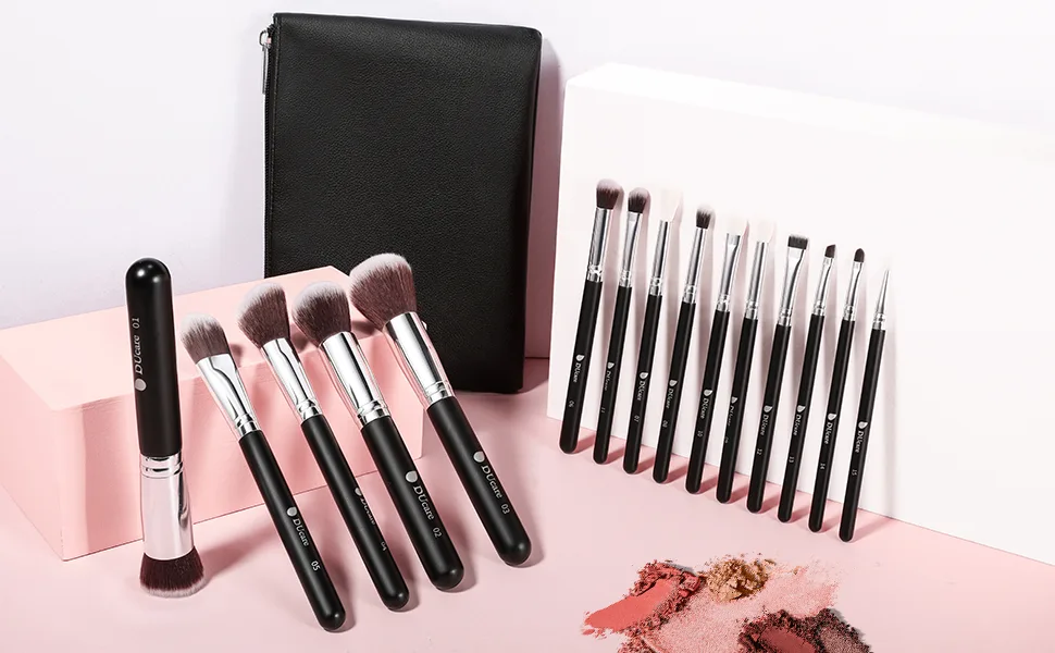 DUcare Travel Makeup Brushes set 15Pcs Makeup Brush Set with Bag Kabuki Foundation Blending Blush Eyeliner Shadow Brow Concealer Brushes Kit Black blackwithbag - ducare