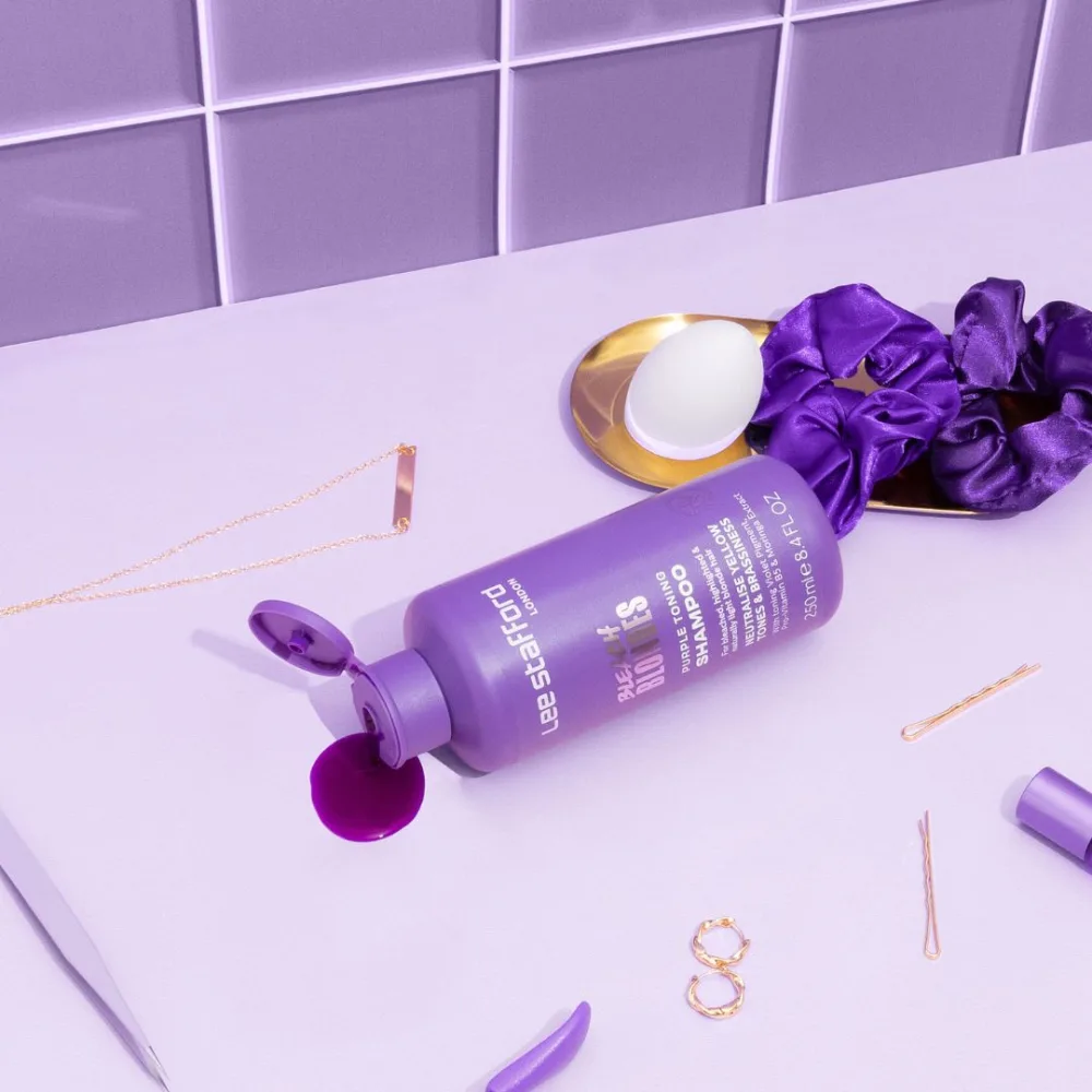 Lee Stafford Bleach Shampooing Blondes Ice White 250 ml Shampooing Tonique Blanc Glac - product information 2
