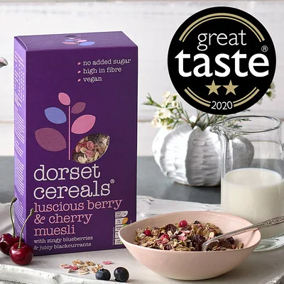 Dorset Cereals Granola au chocolat et aux cerises 450 g - product information 3