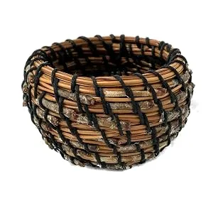 Traditional Craft Kits Coiled Basket Kit Beginners - Pine Needle - Basket Weaving Kit Set  Complete with Instructional Booklet and Basket Making Supplies - Coiled Basket Kit for the Beginner - Pine Needle