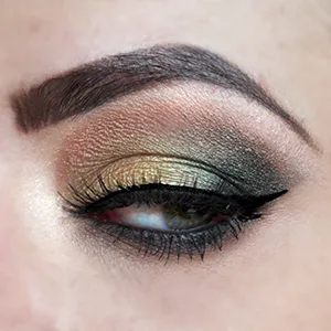 BaeBlu Hypoallergenic Eyeshadow Organic 100% Natural Finely Pressed Velvety Smooth Powder  Made in USA  Lavender Dreams - Highly Pigmented Shadow