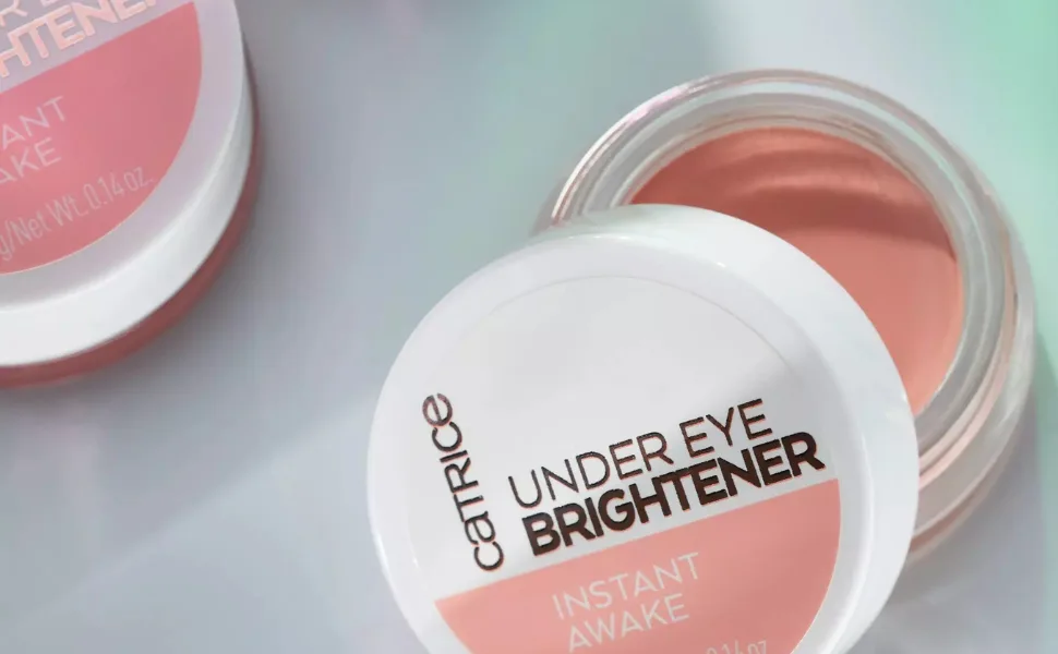 Catrice - Soin Contour des Yeux Eclaircissant Under Eye Brightener - 20 Warm Nude 4.2 g (Lot de 1) - product information 1