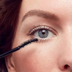 Eyeko Lash Alert Cushion Curler with Mascara Set - Lash Alert Mascara
