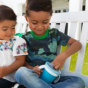 Munchkin  SnackCatch & Sip 2-in-1 Snack Catcher and 2 Piece Spill-Proof Cup  Blue - snack catch sip