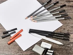 Amazon Basics Sketch and Drawing Art Pencil Kit  17 Piece Set  Charcoal  Black  White - Amazon Basics