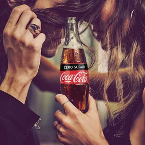 Coca cola lata light 24x33 cl Cola. 330 ml (Lot de 24) - product information 4