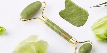Jade Roller and Gua Sha Face Roller Jade Roller for Face & Gua Sha Set Beauty Facial Massage Roller Anti Winkles - Natural Jade Stone(Dark Green) - gua sha