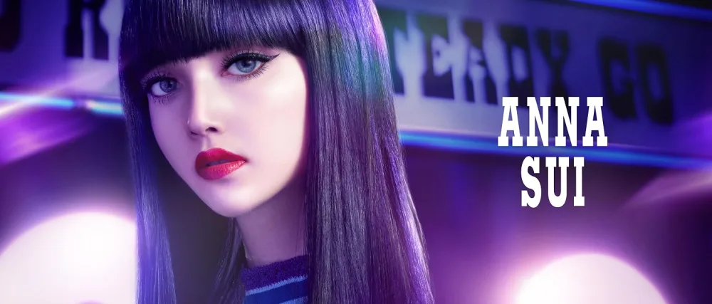 ANNA SUI Black Pressed Powder - Anna Sui Cosmetics Logo