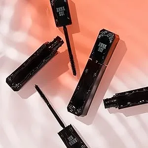 ANNA SUI Sui Black Mascara - Separates & Coats Every Lash - Made of Firm & Soft Bristles - mascara 2