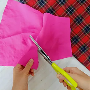 Pinking Shears for Fabric Pinking Sewing Fabric shears Zig Zag Sewing scissors  Heavy Duty  Sharp and Durable Blade  Nice Clean Cutting  Comfortable Grip  Easy to Use  9.5'' - product information 3