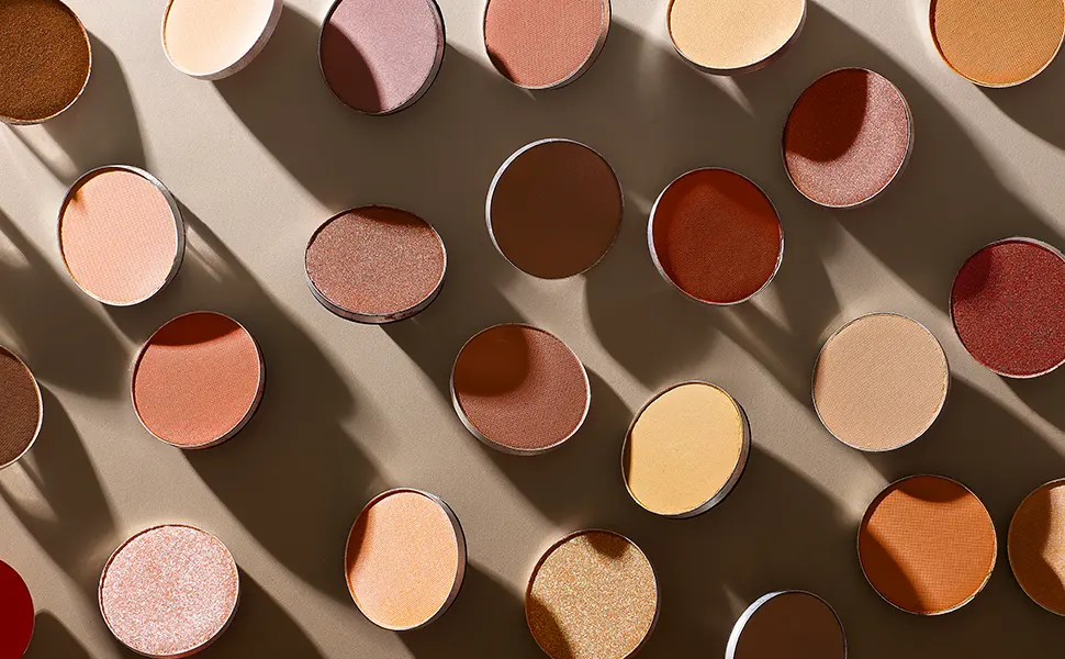 MORPHE x Jaclyn Hill Eyeshadow Palette - Ring The Alarm - 10 Dangerously Hot & Fiery Eyeshadows - A Palette of Matte and Shimmering Eyeshadows - Morphe