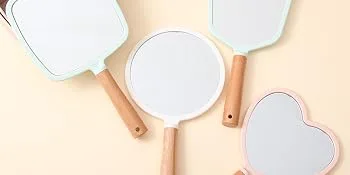 XPXKJ Handheld Mirror with Handle  for Vanity Makeup Home Salon Travel Use (Round  Green) Round Green - Handheld Vanity Makeup Mirror