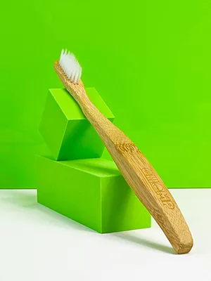 Chomp Bamboo Flossing Toothbrush (4) - Bamboo Flossing Toothbrush close up