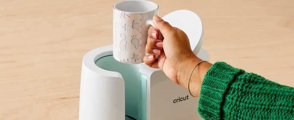 Cricut Mug Press US  Heat Press for Sublimation Mug Projects  One-Touch Setting  For Infusible Ink Materials & Mug Blanks 11 oz - 16 oz (Sold Separately)  Includes Auto-Off Safety Feature - custom mugs made easy