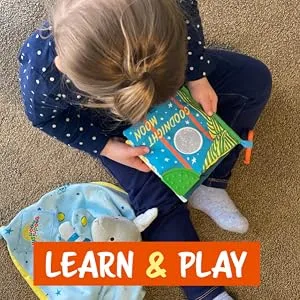 KIDS PREFERRED Goodnight Moon Soft Book with On The Go Clip  5 Inches - Learn & Play